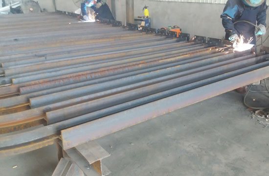 H鋼立柱焊接